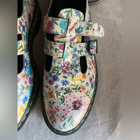Dr. Martens Air Wair Floral Mash Up Leather Mary Janes Shoes Women's Size 9 - Picture 2 of 16